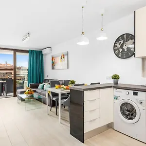 Modern Cristianos Center Apartment